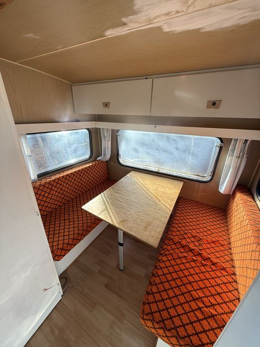 Knaus Stacjoarna na działkę budowe Sucha 4 os Duży wybór przyczep