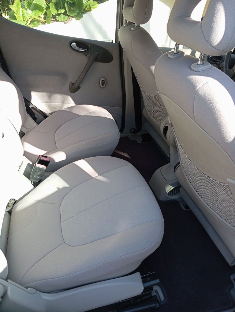 Vende Mercedes A 140