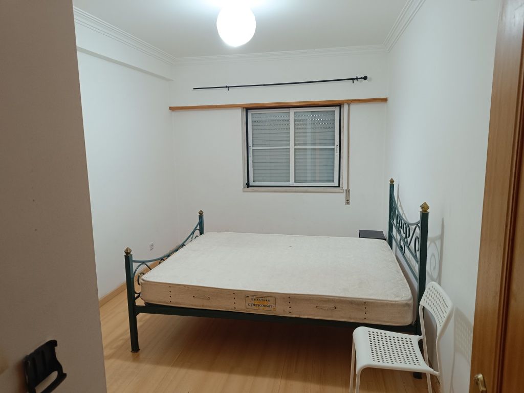 Quartos para arrendar casal