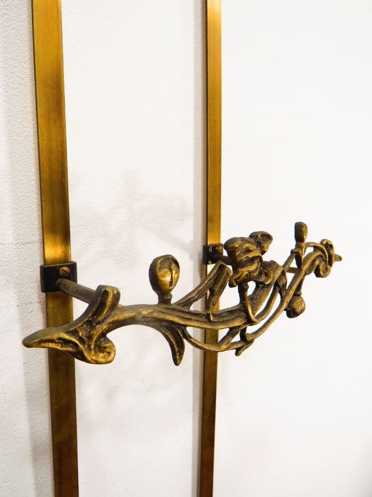 Suporte para pratos.