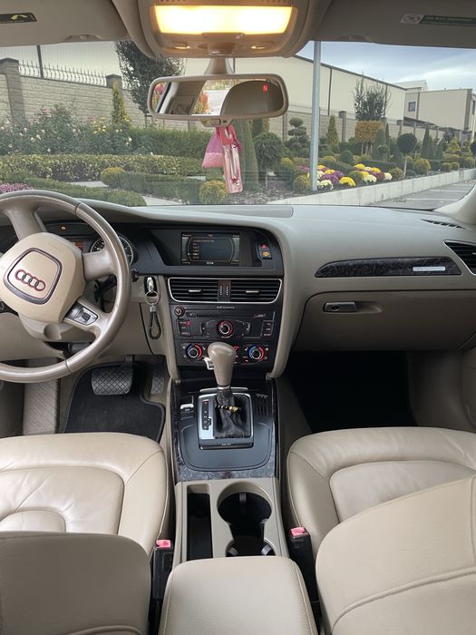 Продам Audi a4 b8