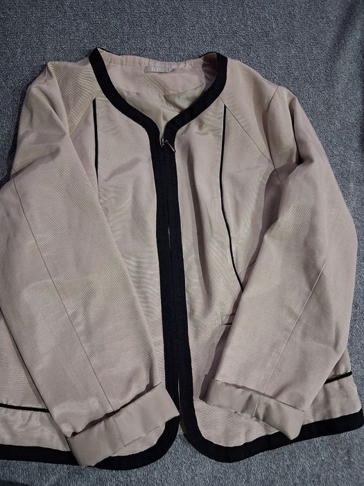 Marynarka damska beżowa