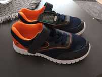 Nowe buty sportowe
