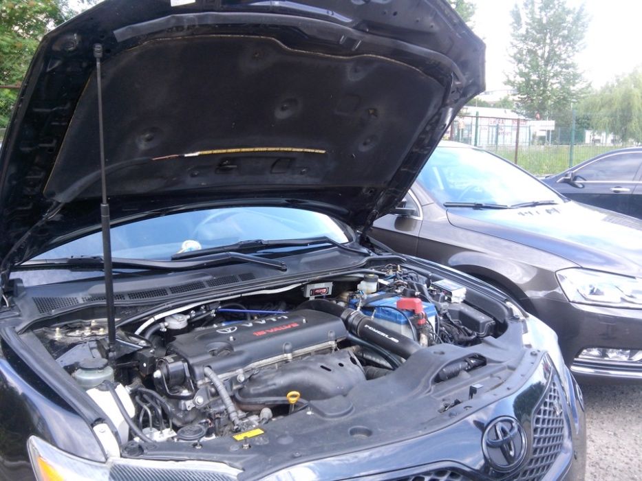 Упоры капота Camry Toyota 40 50 Lexus RX LX470 LX570 GX470 LS460