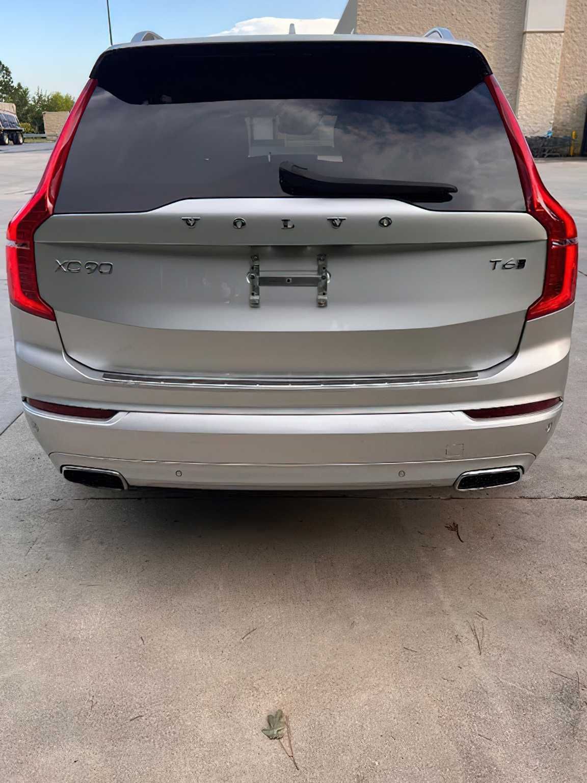 Volvo XC90  2019