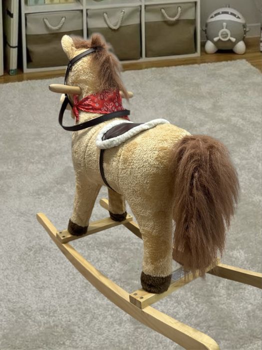 Гойдалка коник диляча