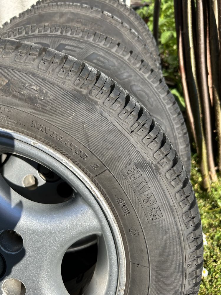 Opony NAVIGATOR z felgami 175/70 r 13