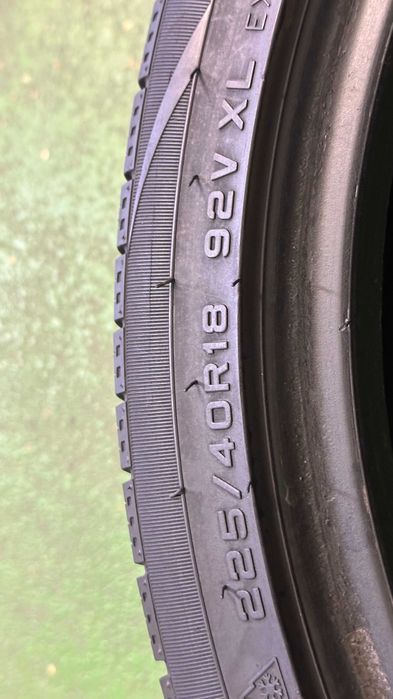 Para 225 40 R18 92V Torque TQ025 bieżnik 2x5,7mm