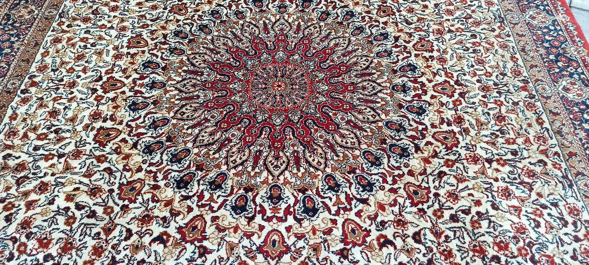 Isfahan dywan wełniany perski 307 x 197 cm wełna tkany ręcznie