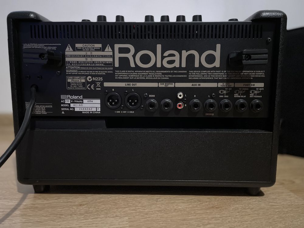 Wzmacniacz gitary akustycznej Roland AC-60