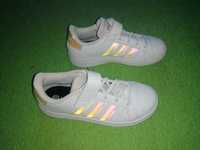 Tenis para menina adidas