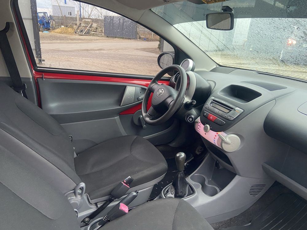 Toyota Aygo у відмінному стані! Без вкладень