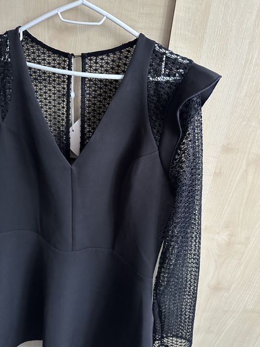 Чорна міні сукня