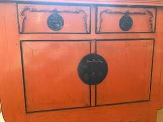 Aparador design, madeira lacado a Laranja