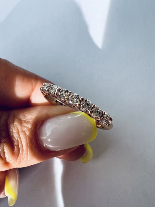 Крутое золотое кольцо с бриллиантами р.18 вес2,92 красное золото 585