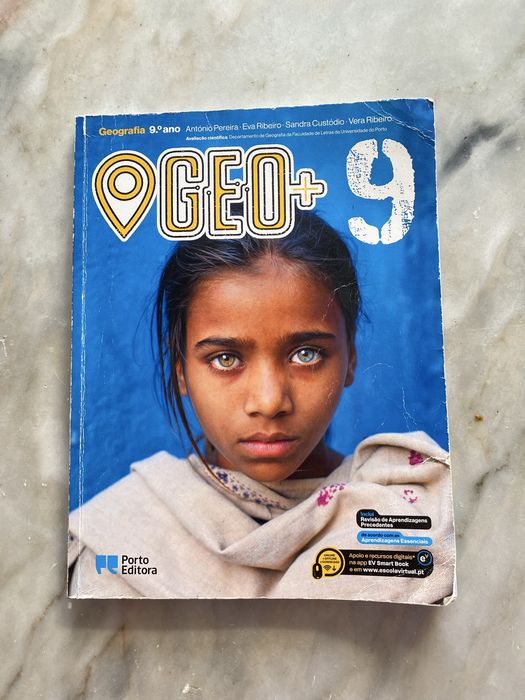Caderno de atividades e Livro Geo 9