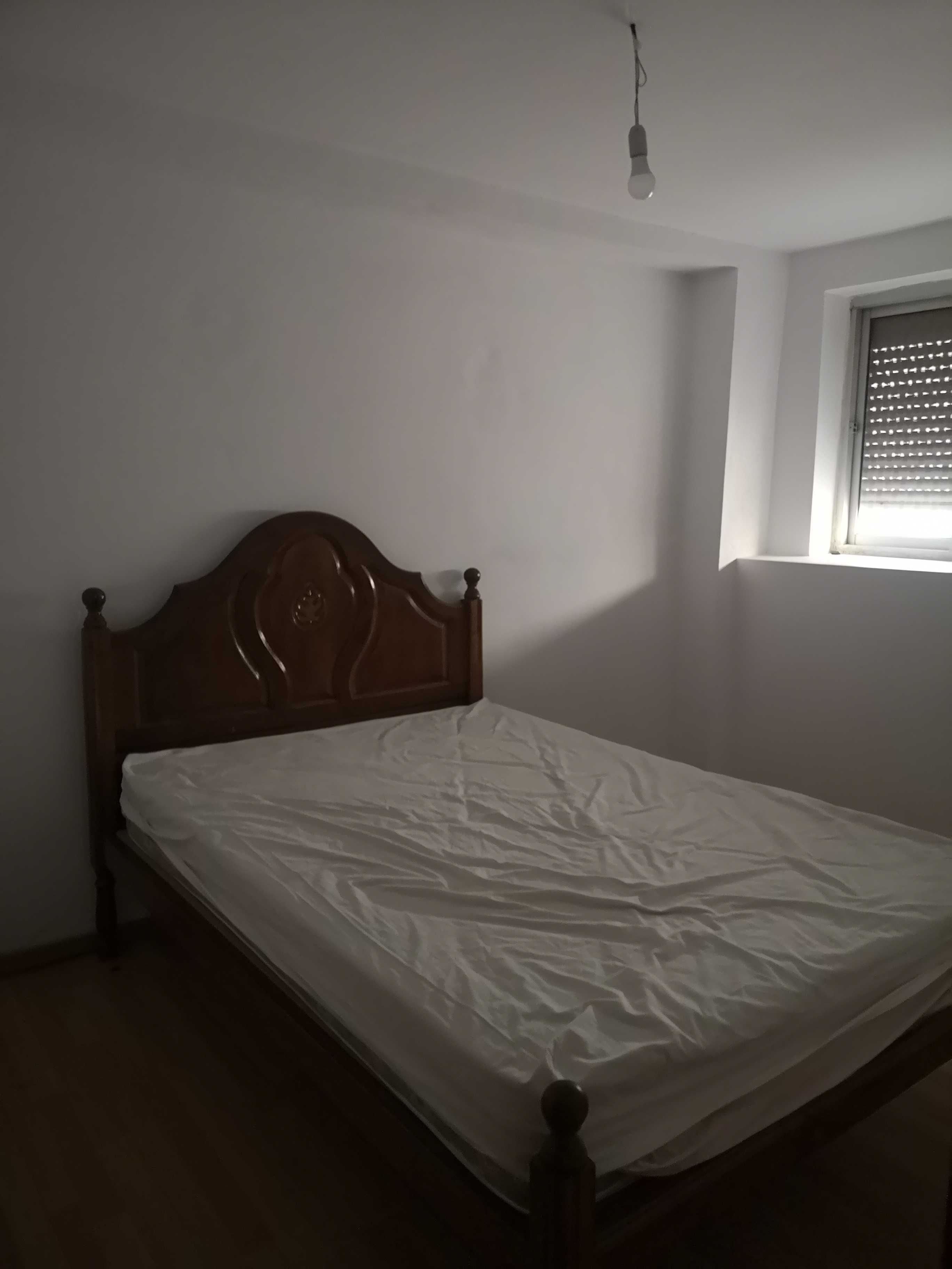 Arrenda-se casa no Tortosendo