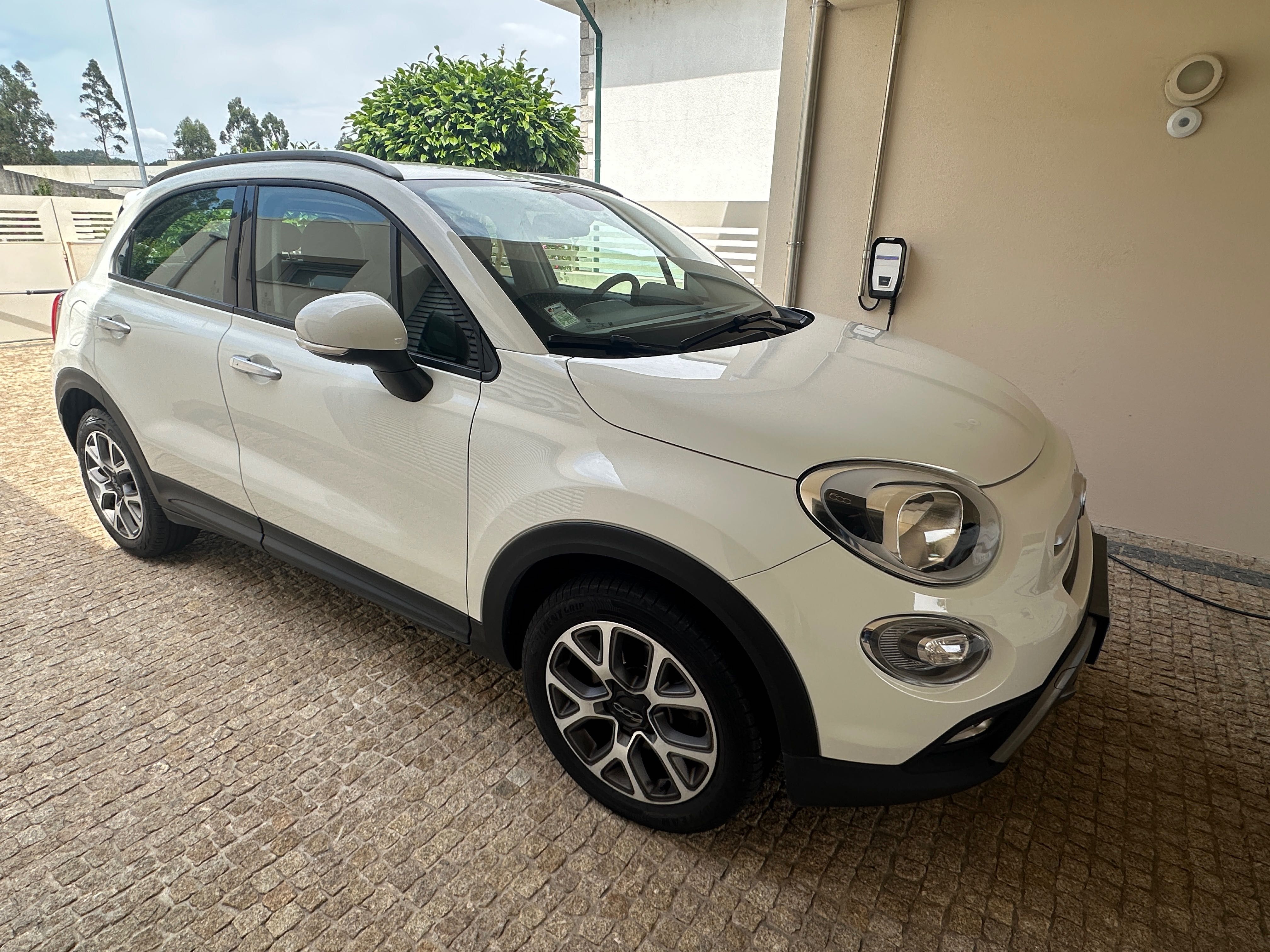 Carros Fiat 500 X