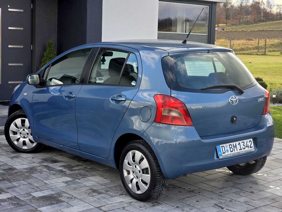 Toyota YARIS 1.3 Benz 87KM KLIMA 2006r z Niemiec Super STAN Polecam !!