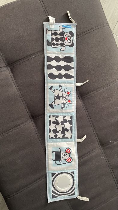 Книжечка для малюків taf toys