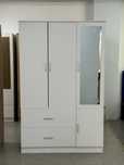 Roupeiro branco de três portas - ENVIO GRATIS