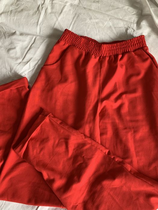 Штани червоні