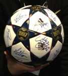 Bola Oficial Final Champions League 2013 autografada FCPorto