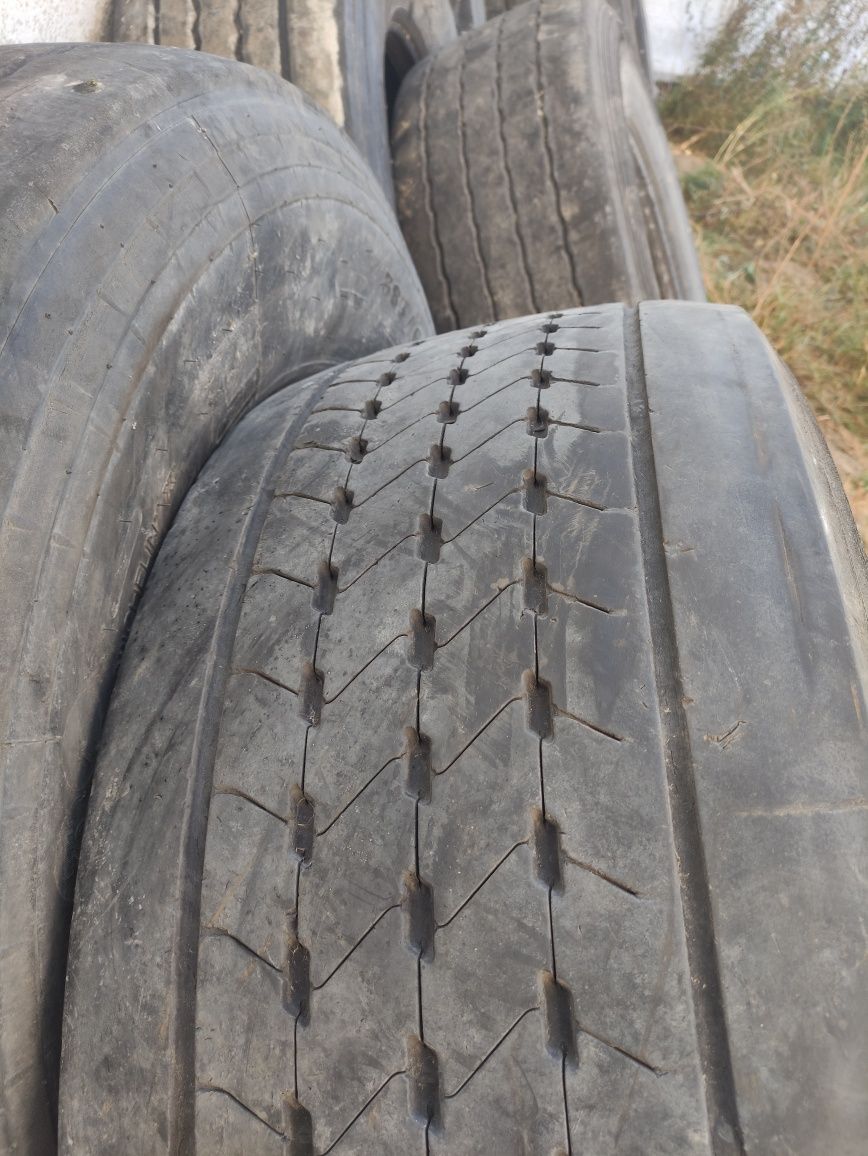 Продам шини 385/55 r 22.5