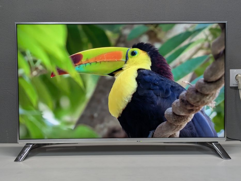 Panasonic TX-40EXM715 SmartTV 4K HDR10 1600 Hz / 2018