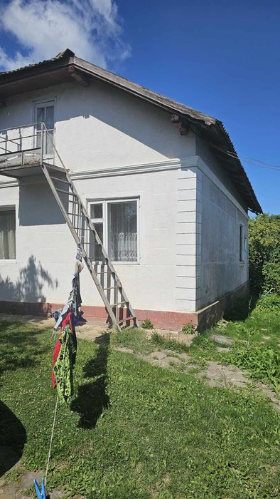 Будинок с. Підзамочок