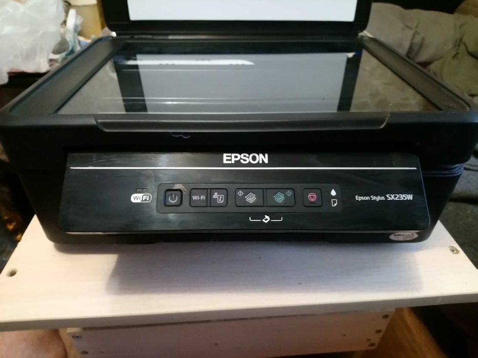 МФУ Epson Stylus SX235W