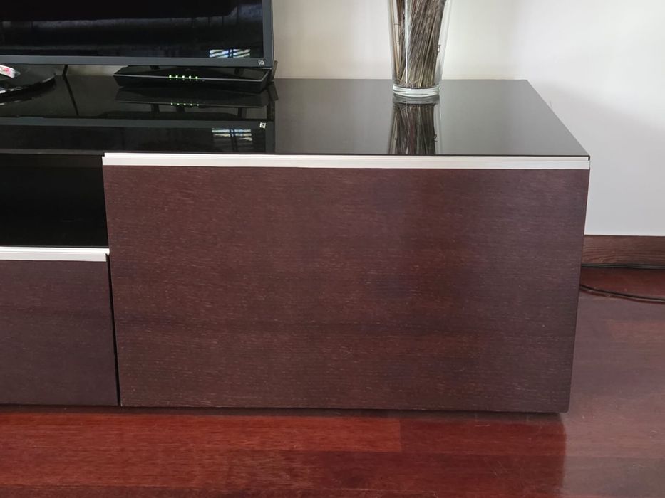 Szafka pod TV z nadstawką