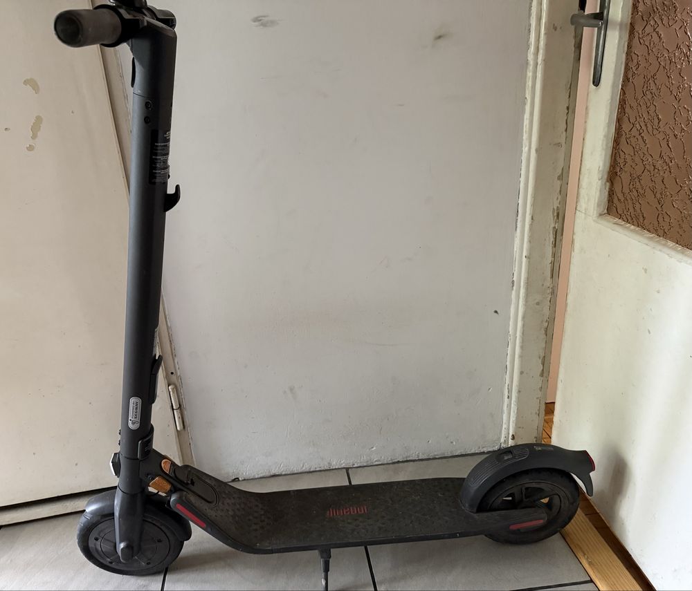 Hulajnoga elektryczna segway