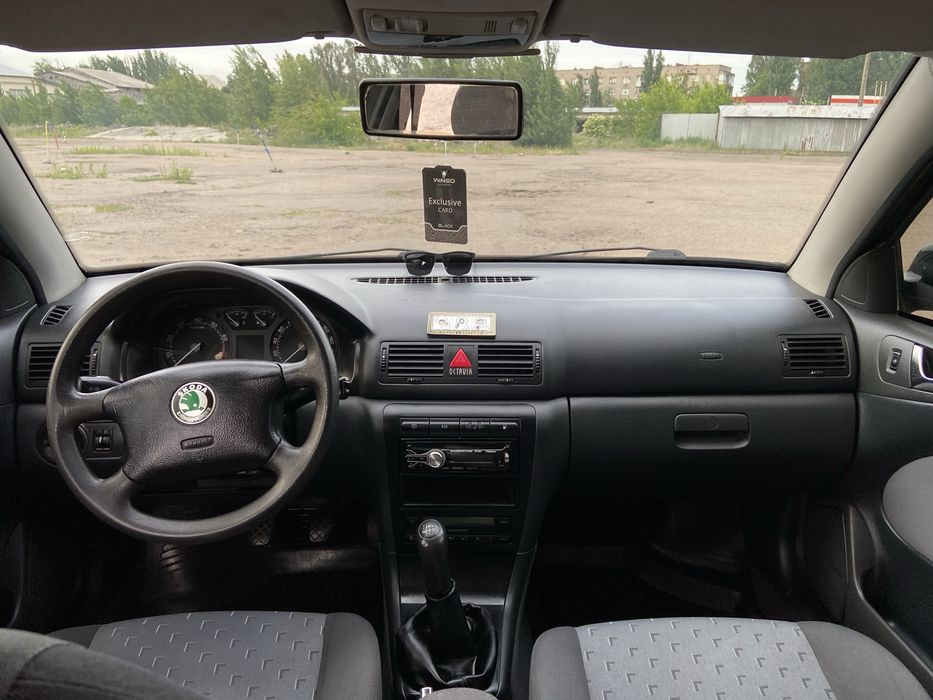 Продам Шкоду тур 1.6