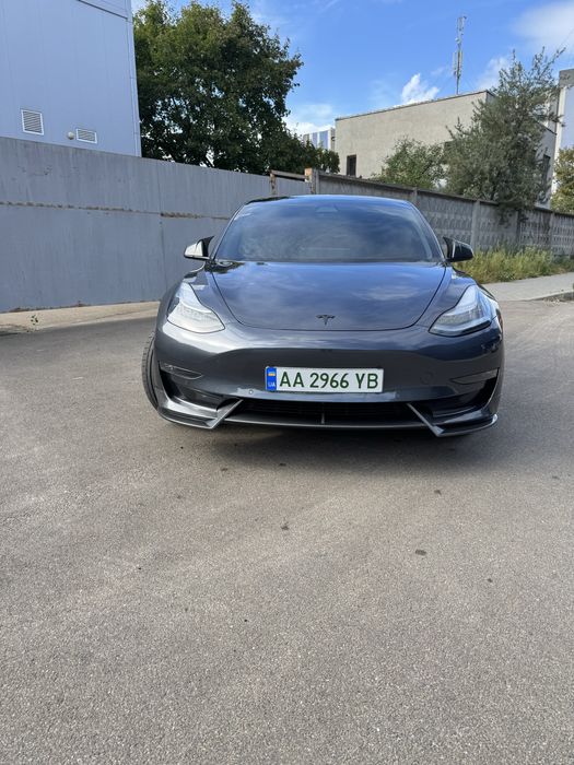 Tesla model 3 performance 2019