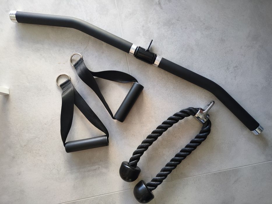 Zestaw uchwytów do wyciągu