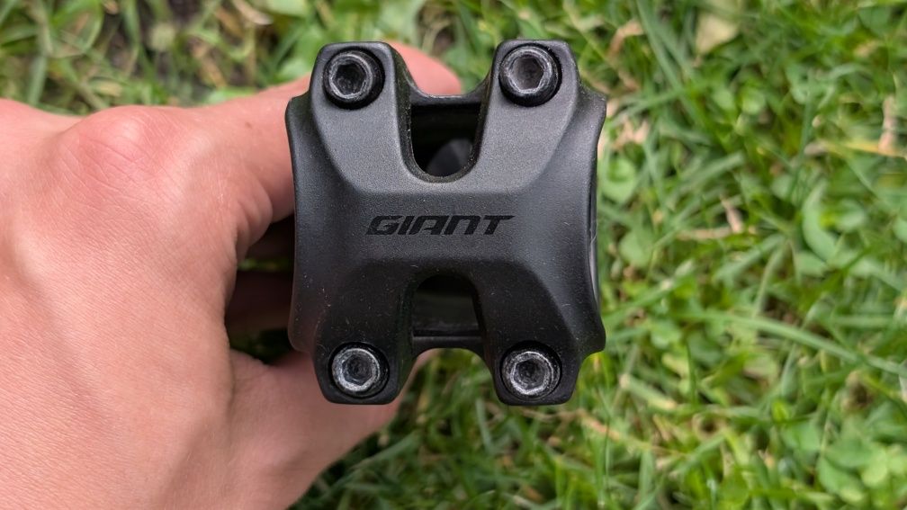 Руль + виніс Giant Connect 31.8
