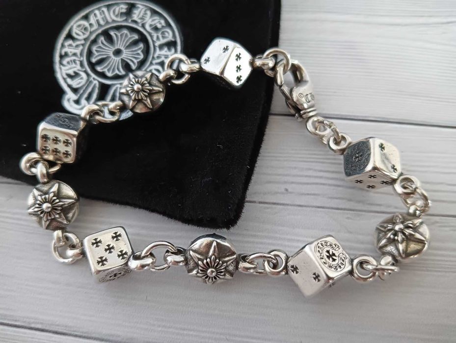 Браслет металевий Chrome Hearts стильний.