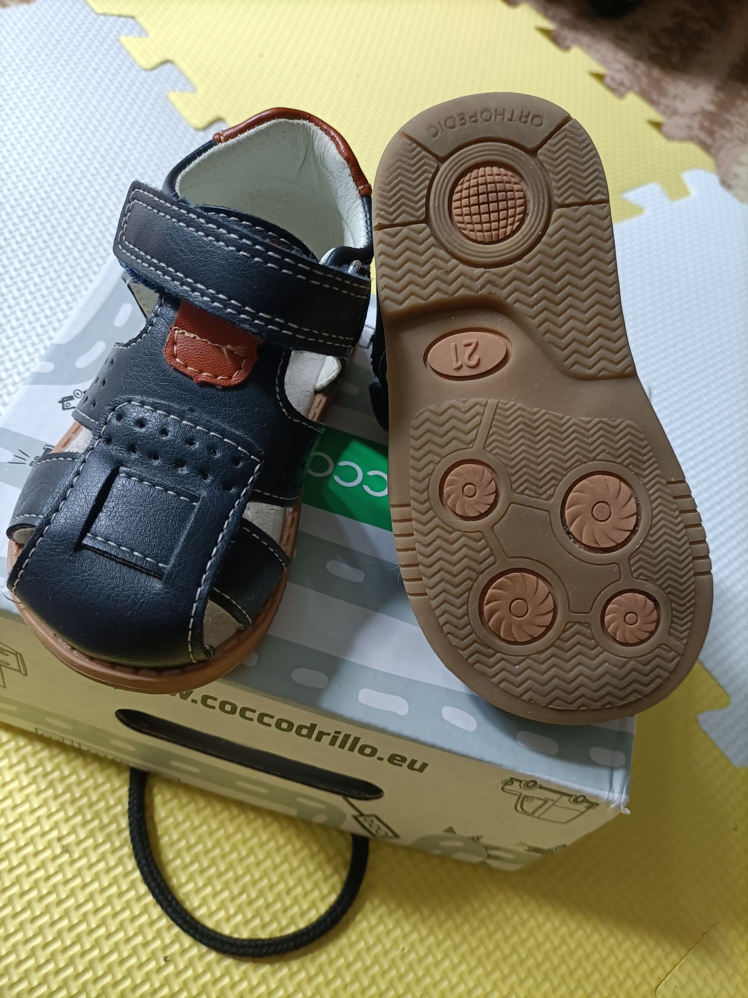 Sandały niemowlęce COCCODRILLO 21