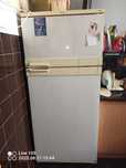 Lodówka Whirlpool 170 cm wysokość 70 cm szerokość