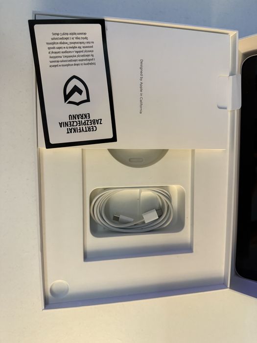 Tablet  iPad APPLE z 2024 jak nowy nie ma śladów użytkowania