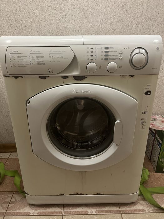 Пральна машина Аriston під ремонт або на запчастини.