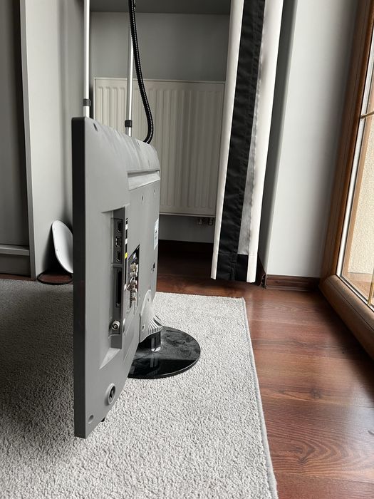 TV z Smart TV Google Chromecast Samsung UE32F4000AW + PILOT