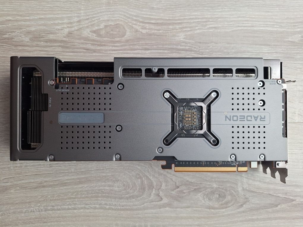 Sapphire Radeon RX 7800 XT Nitro+ OC 16GB GDDR6