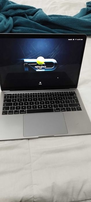 MacBook Pro 13" 2017 – i5 / 16GB RAM / 500GB SSD – Excelente estado