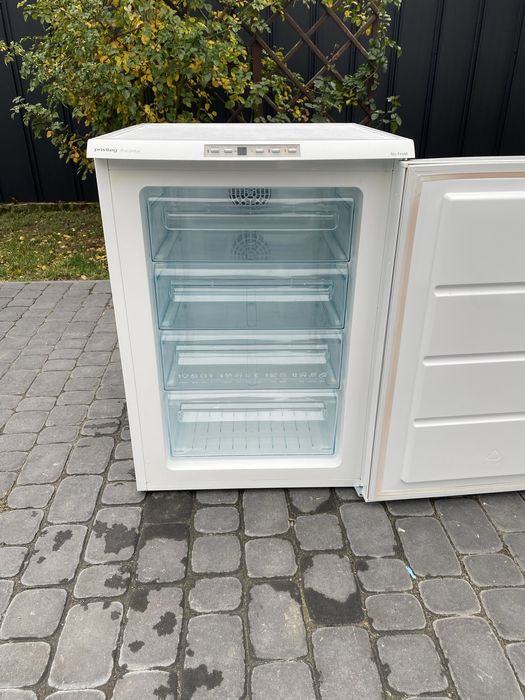 Морозильна камера Privileg