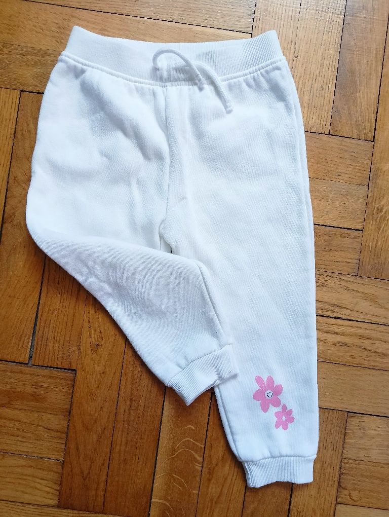 Spodnie dresowe roz 98
