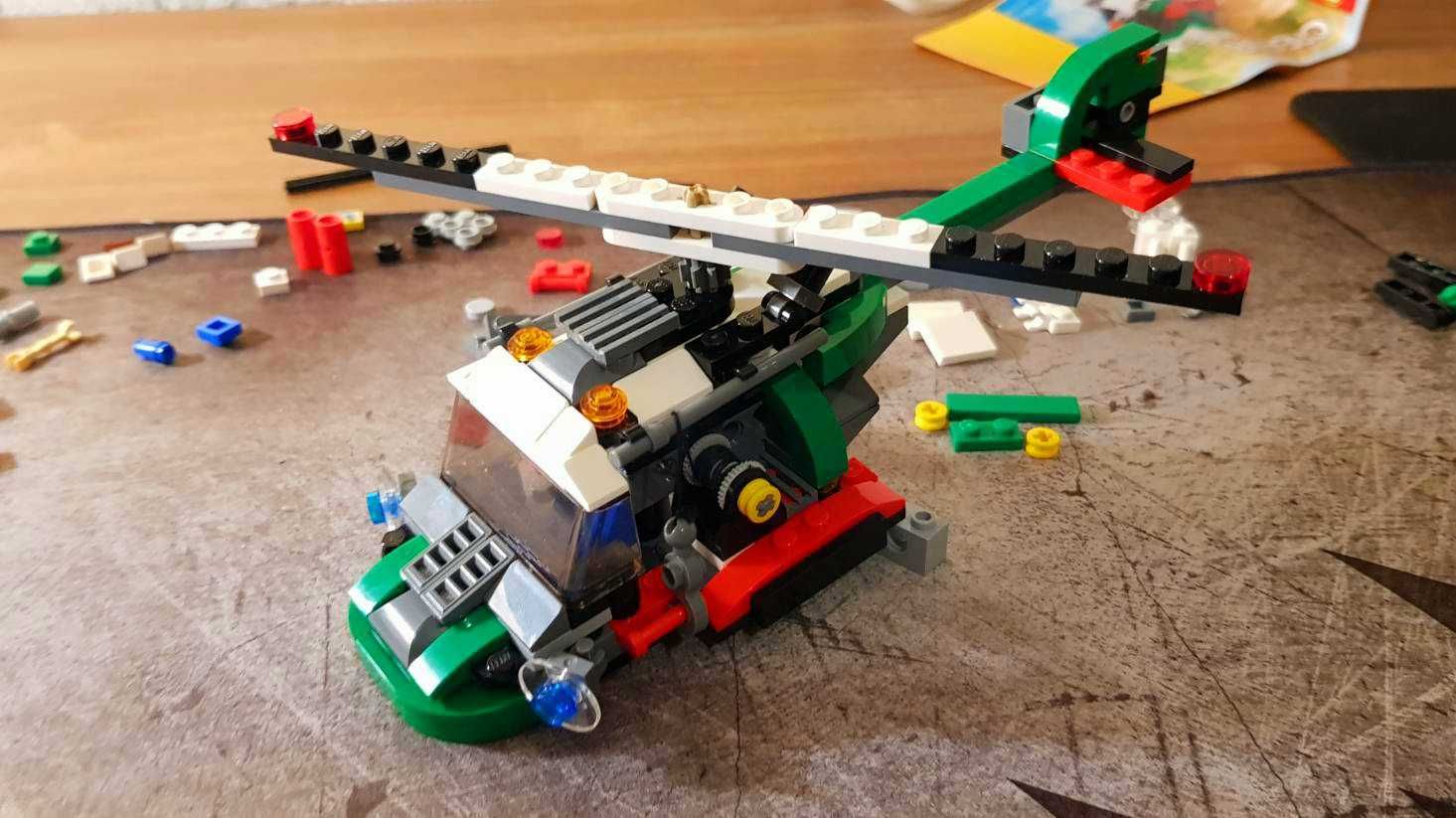 LEGO Creator 31037