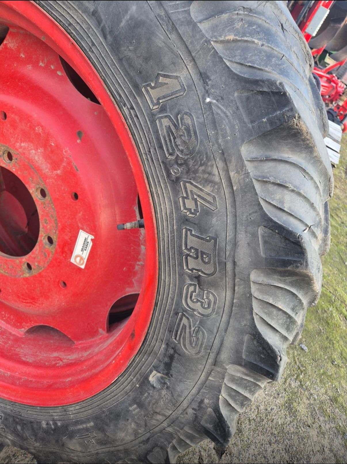 Koła rolnicze 12.4R32