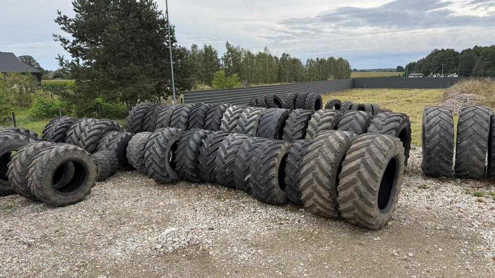 Za darmo zużyte opony rolnicze i budowlane bieżnik 0 - 1 mm